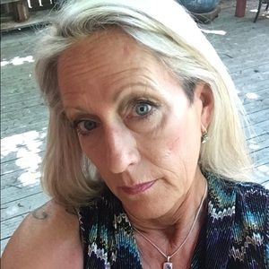 Meet your Posher, Sherry